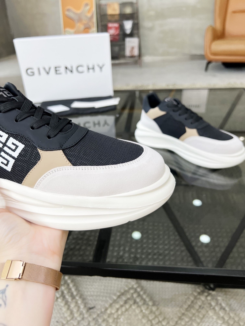 Givenchy Sneakers